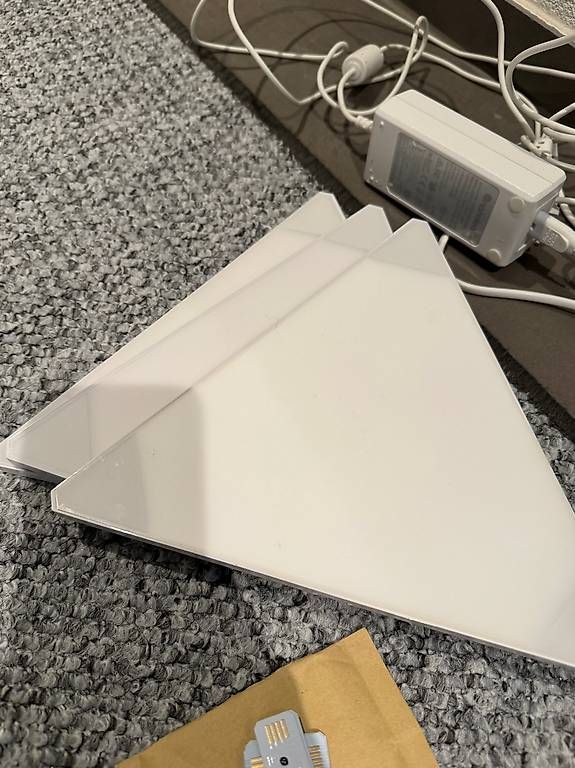 Lampen: Nanoleaf  – Gebraucht aus Obergerlafingen von sar_k7j8 3