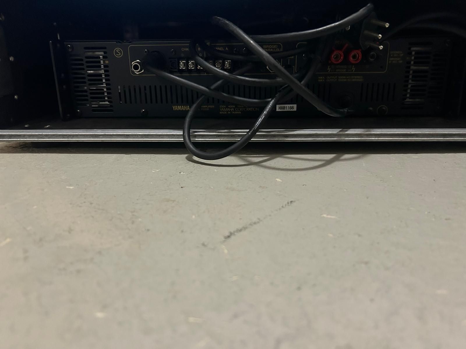Yamaha Amplificatori: Yamaha P3200 Endstufe im Case – Usato da Grüt (Gossau ZH) venduto da wisdomio7 1