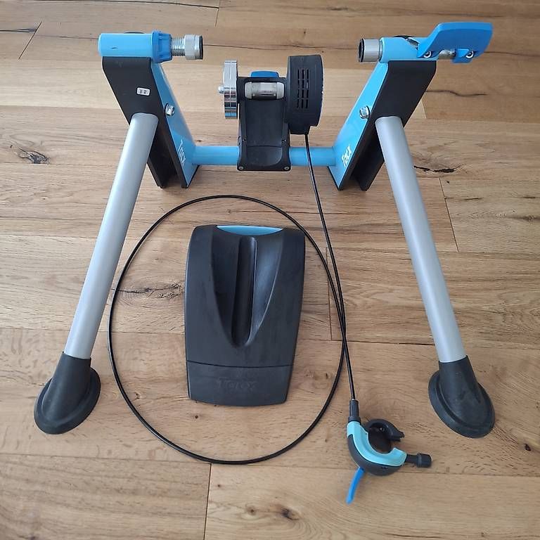 Hometrainer: Tacx Blue Matic Rollentrainer – Usato da Stein am Rhein venduto da TimonG 4