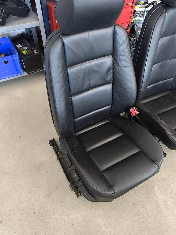 Tutti pezzi di ricambio auto: BMW E36 Ledersitze Limousine, Touring  – Usato da Zihlschlacht venduto da rad_vvm9 1
