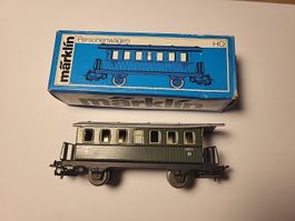 Märklin 4040 DB Personenwagen 2. Kl. H0 AC #327