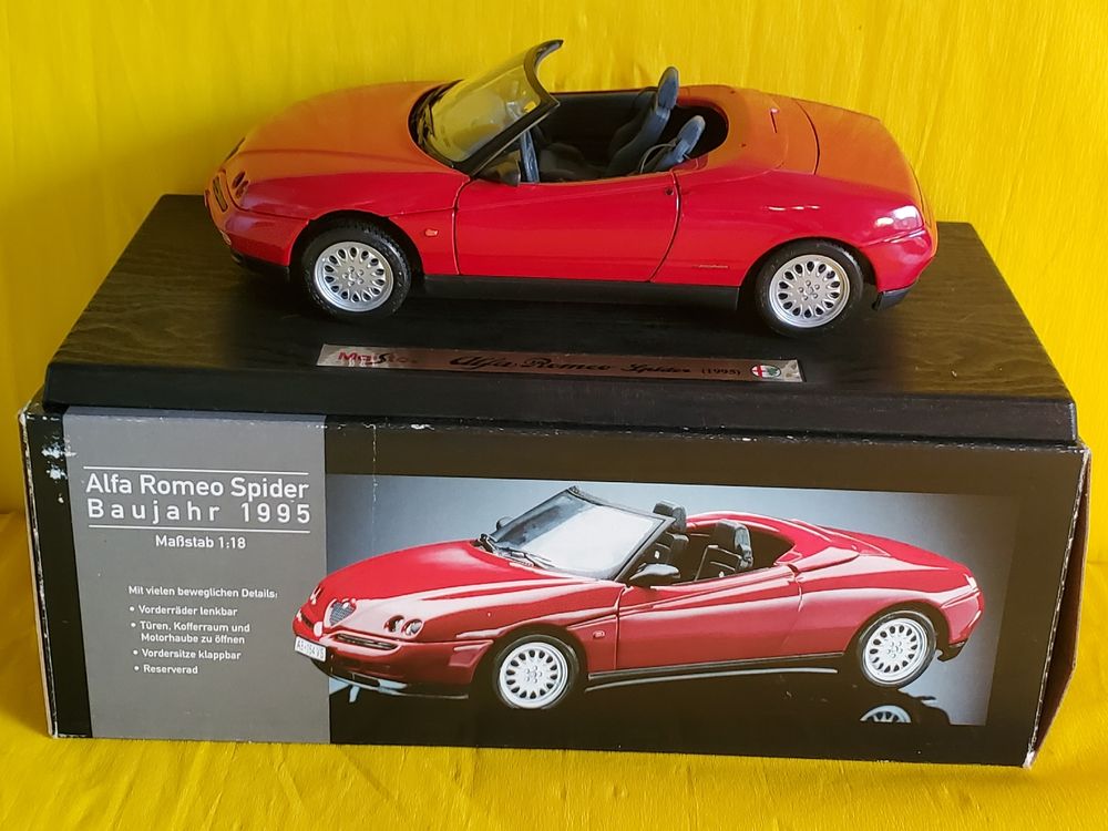 Maisto Alfa Romeo Spider 1995 Rojo 1:18 de segunda mano por 55 EUR en Huarte/Uharte en WALLAPOP