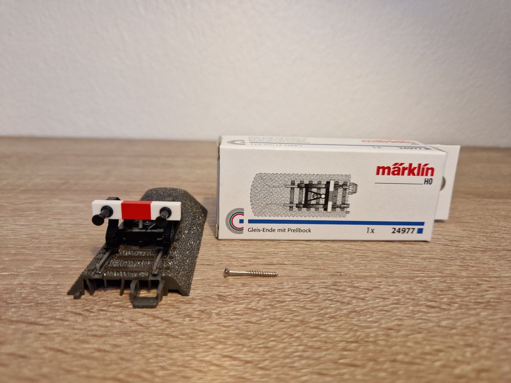 Märklin 5 x Prellbock C-Gleis 24977 Fabrikneu - NP: 50.- | Acheter sur