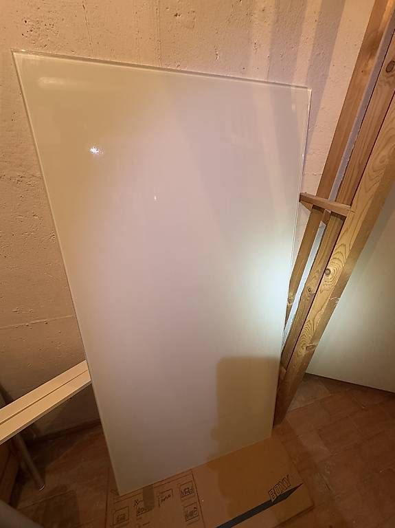 Pfister Schreibtische: Glas-Schreibtisch von Pfister – Gebraucht aus Männedorf von javi020 2