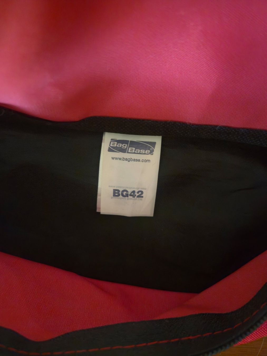 Borse: Sac banane rouge BagBase – Usato da Neuchâtel venduto da ces_9prj 2