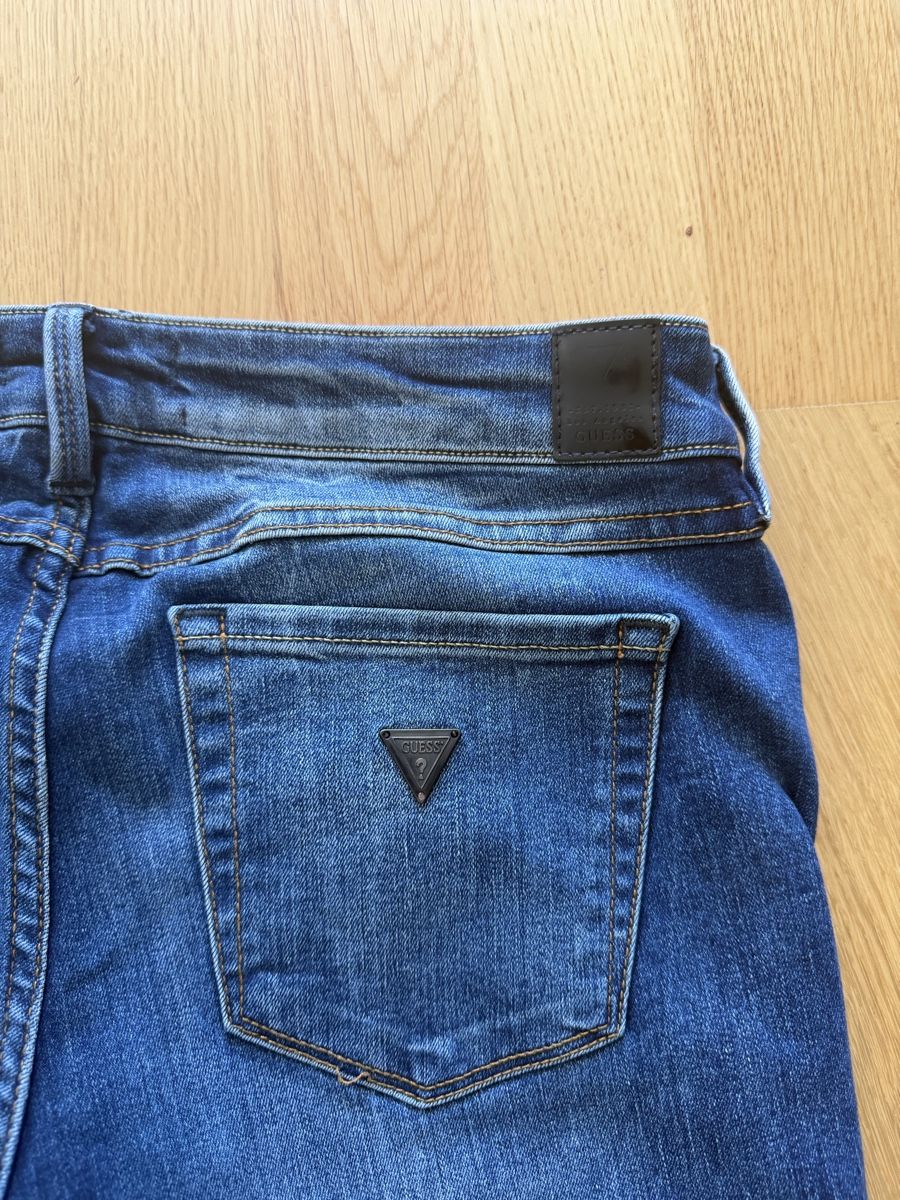 Guess Pantaloni: Guess damen hose – Usato da Rümlang venduto da Ze933 2