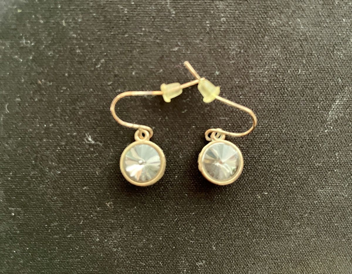 Boucles d'oreille: Silberohrringe mit Strass, neuwertig – D'occasion à Sursee par Steffi_2020
