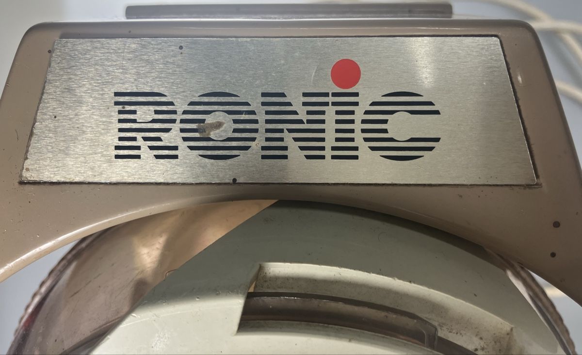 Ronic Elettrodomestici da cucina: Ronic SFR 200 MX SUISSE  – Usato da Wädenswil venduto da Messervice 1