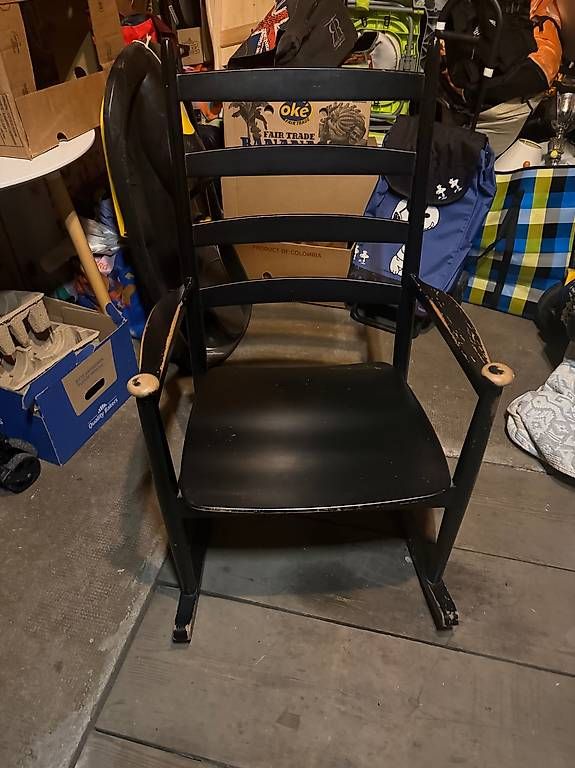 Stühle: Rocking-chair – Gebraucht aus La Chaux-de-Fonds von cha_c6rh 1