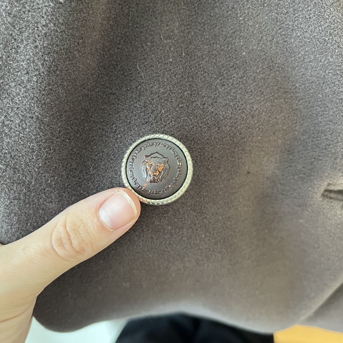 Versace Cappotti: Versus Versace brauner Mantel – Nuovo (secondo la descrizione) da Zug venduto da saskia-chiara 6