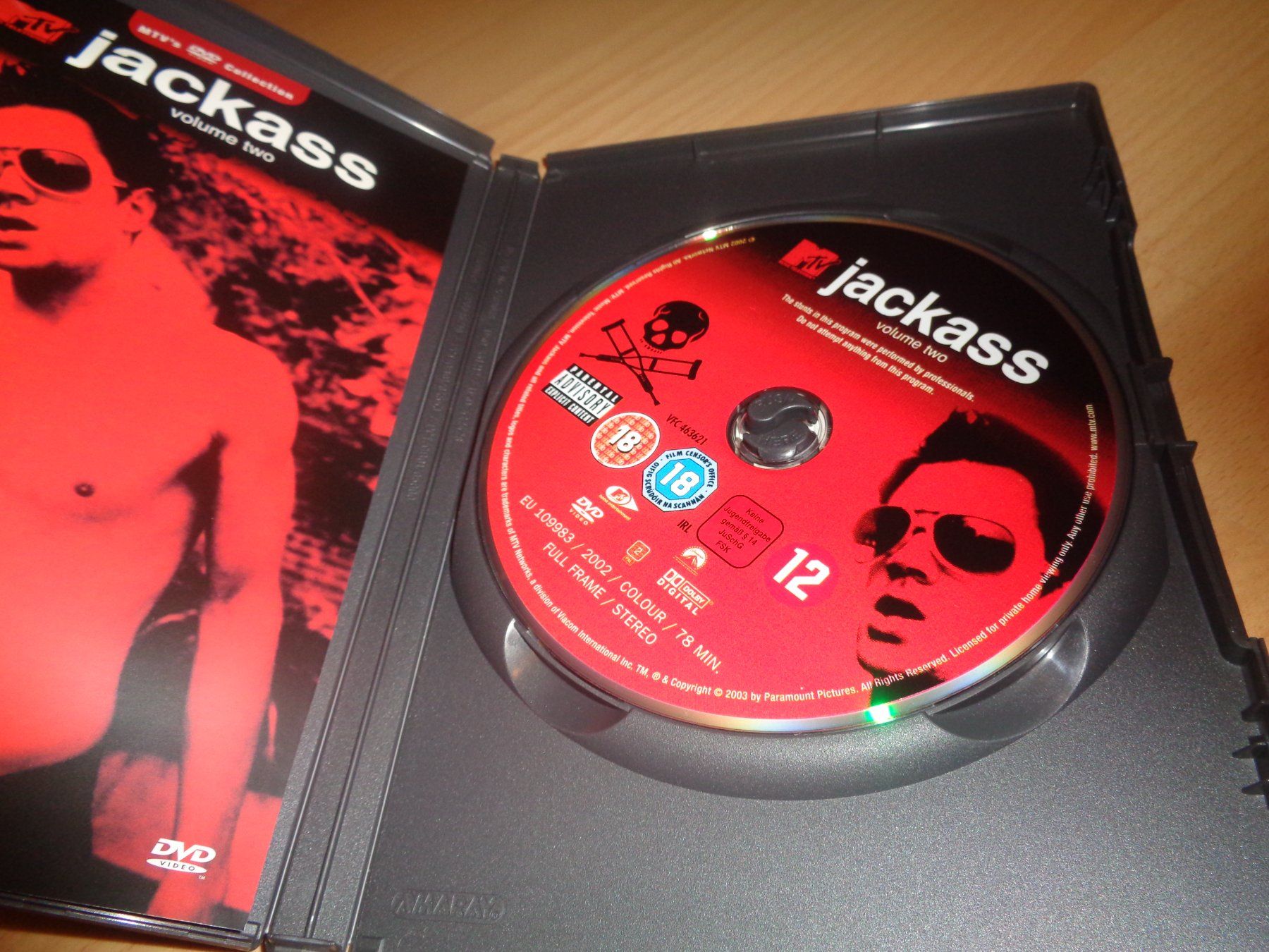 Tutti i DVDs: Jackass - Volume Two DVD – Usato da Olten venduto da Disc-Verkauf 1
