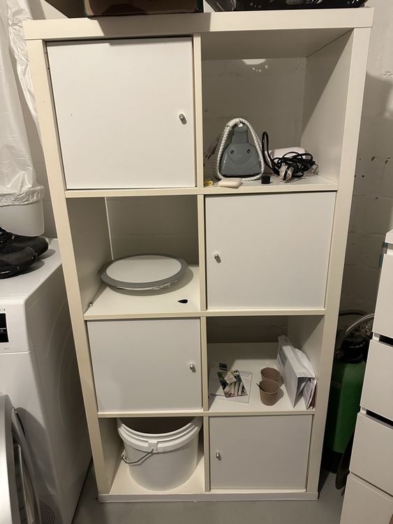 Weisses Ikea Regal mit 8 Fächern | Kaufen auf Ricardo