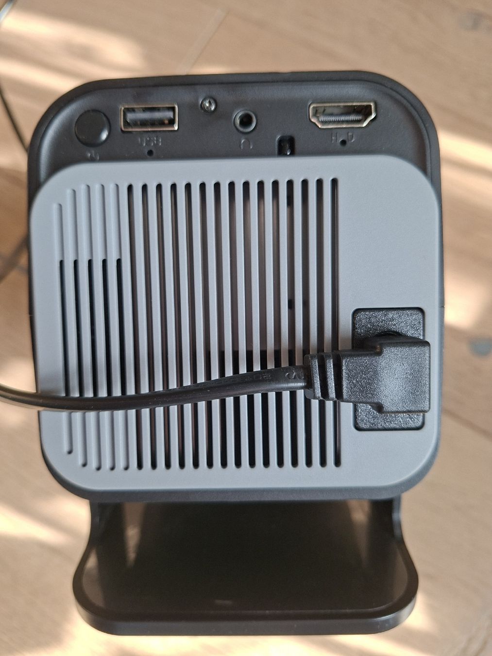 Proiettori: Mini-Beamer HY320 LCD Projektor – Usato da Brienz BE venduto da Zwiback20 2