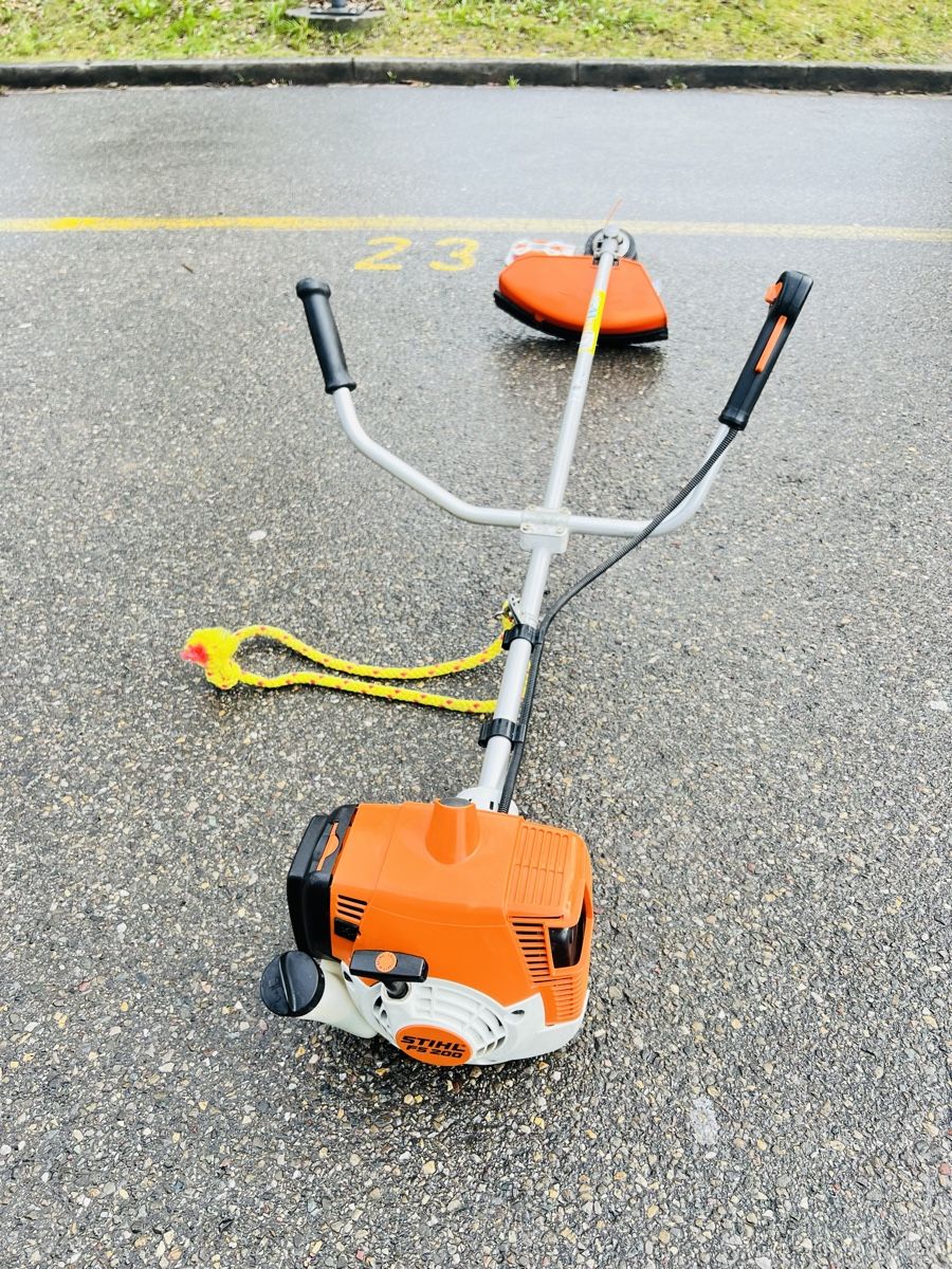 Stihl Alle Werkzeuge: Rasentrimmer Stihl  FS 200 – Gebraucht aus Urdorf von Faz_19 3