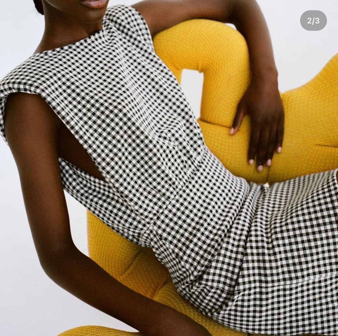 Robes: Zara dress – Neuf avec emballage d'origine à Opfikon par til_t7ww