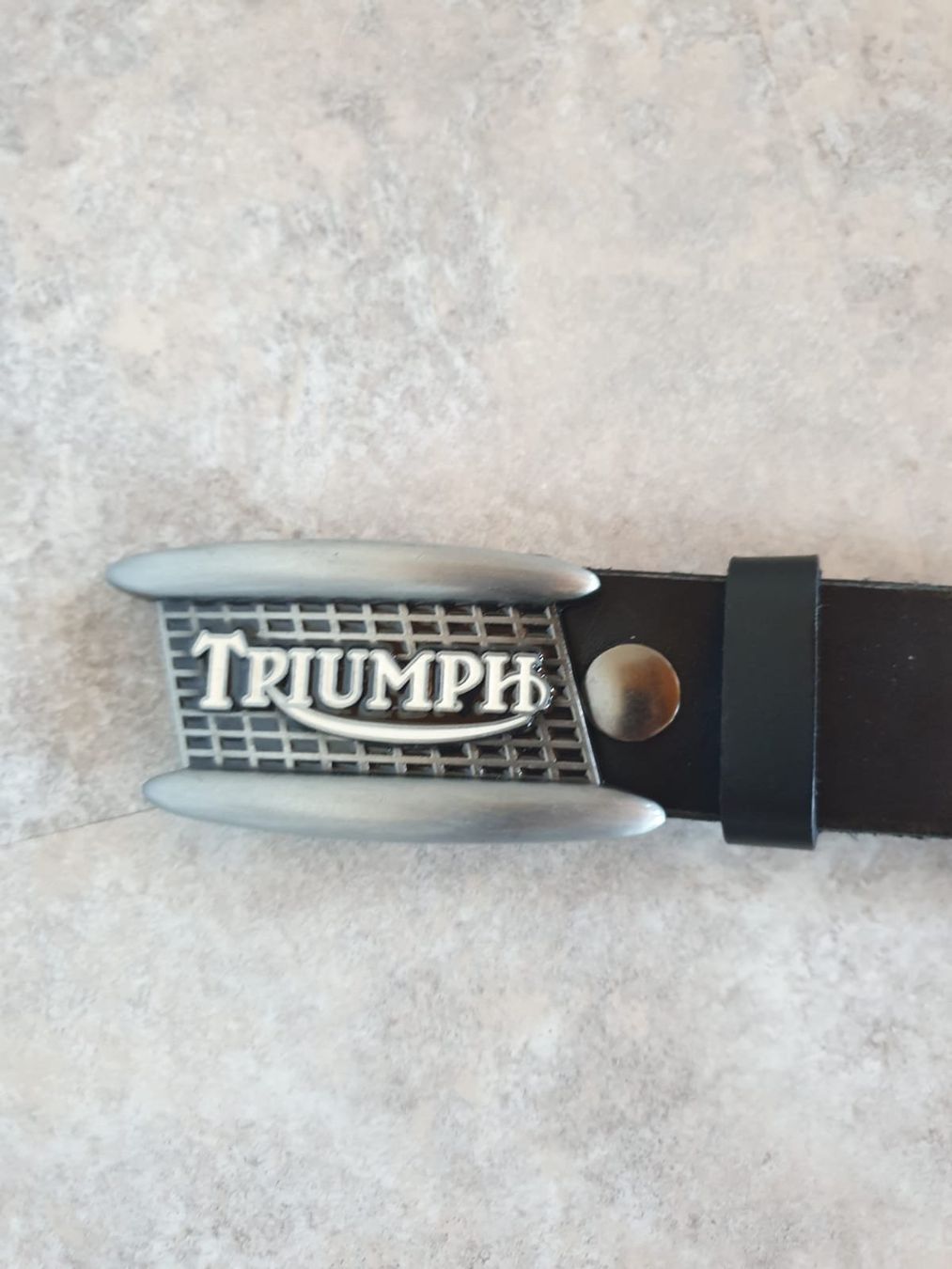 Cinture: Triumph Ledergurt schwarz 110 cm – Nuovo (secondo la descrizione) da Schliern b. Köniz venduto da squ_8c5j 2