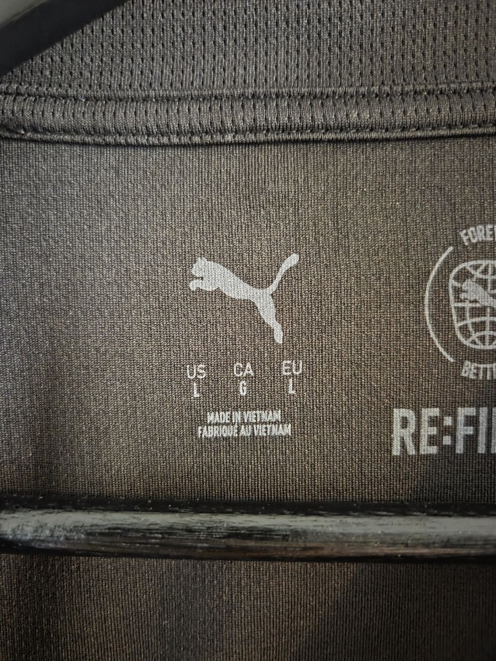 Puma Canottiere & Pantaloni: AC Milan Trikot – Nuovo (secondo la descrizione) da Zürich venduto da Valerio__ 2