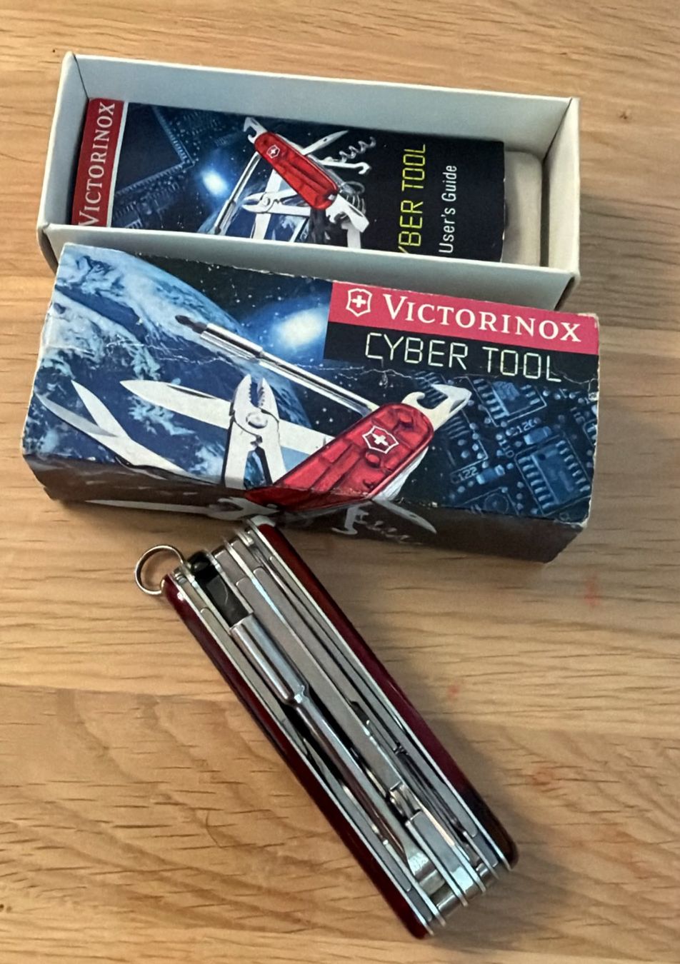 Victorinox Taschenmesser: VICTORINOX  CYBER TOOL SACKMESSER – Neu (gemäss Beschreibung) aus Zürich von Frei-Occasionen 8