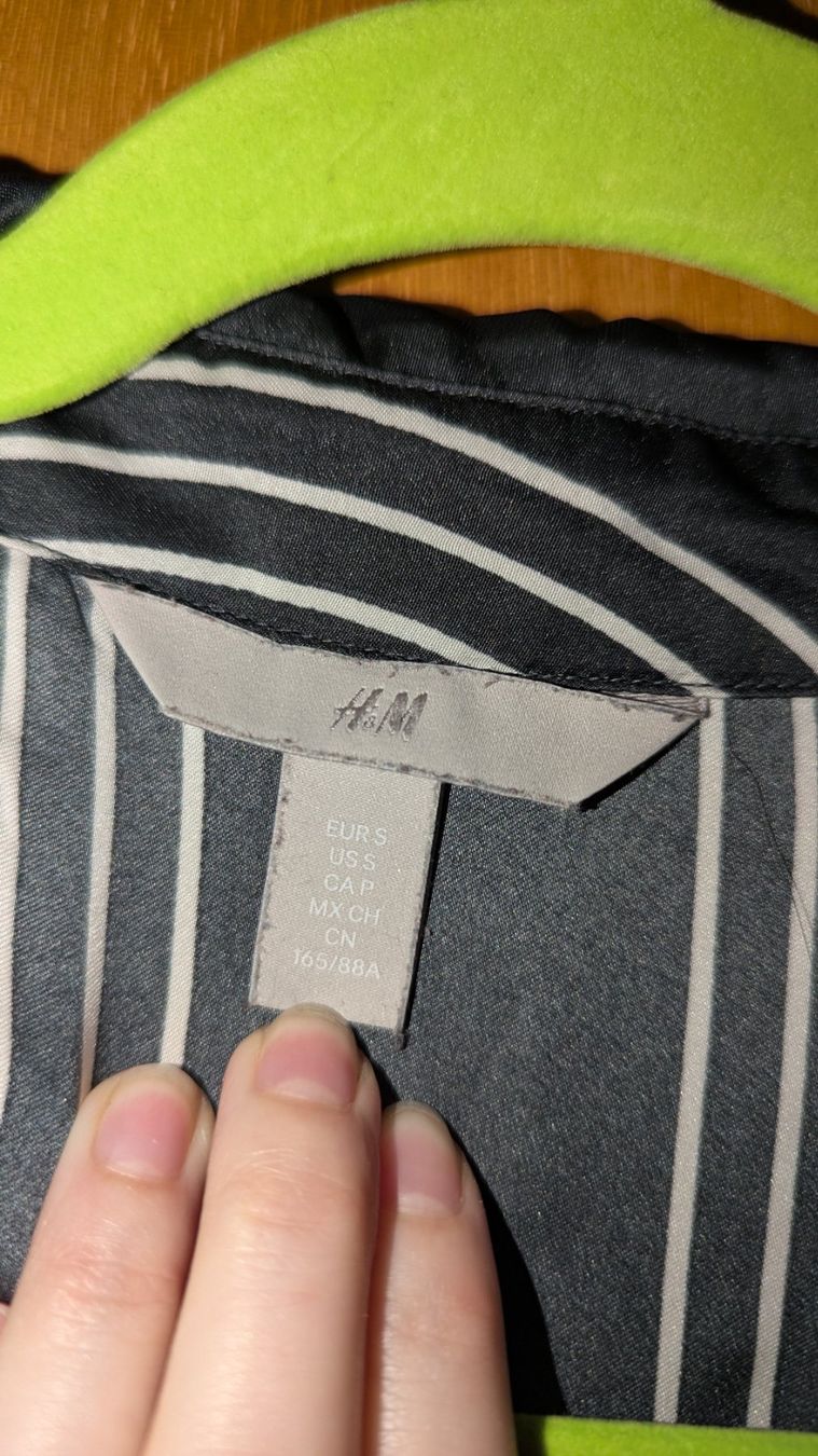 H&M Camicette: Chemise fluide H&M – Taille S – Usato da La Chaux venduto da y.streit 2