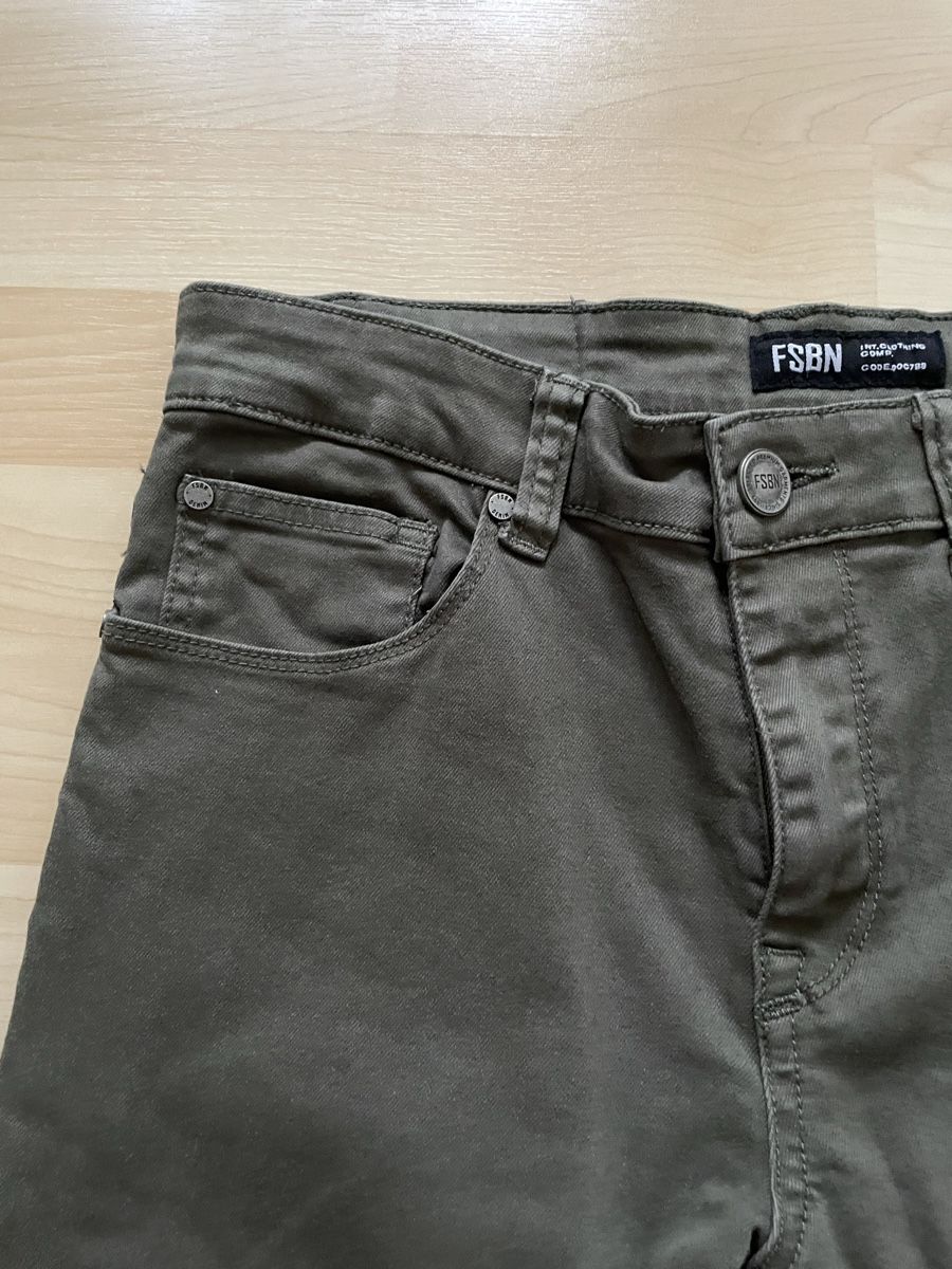 Jeans: FSBN Jeans Destroyed Look Khaki Gr. 32/32 – Usato da Langendorf venduto da PetLuna 2
