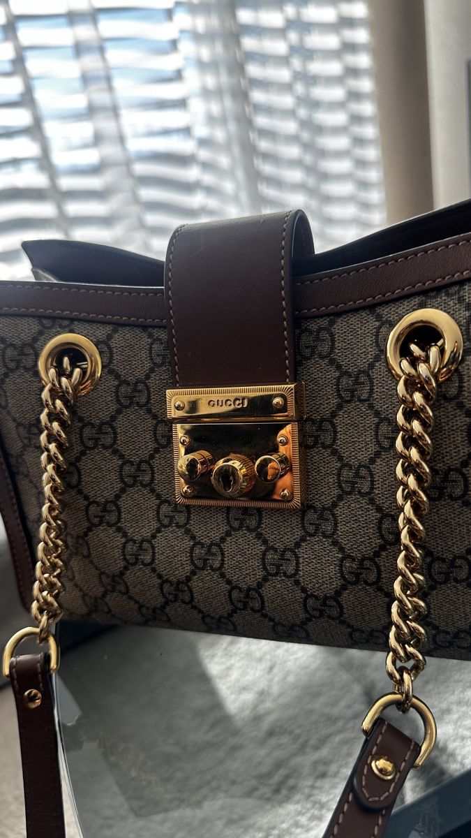 Gucci Borse da donna: Sac à main Gucci Modèle GG Supreme – Usato da Mont-sur-Lausanne venduto da mar_jtt6