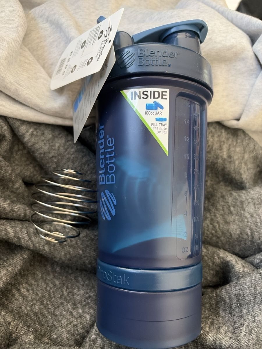 Borracce & Thermos: Blender Bottle prostak navy – Nuovo (secondo la descrizione) da Embrach venduto da Yeasy