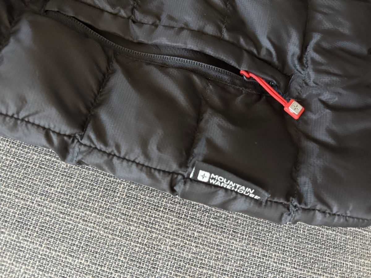 Giacche: Mountain Warehouse Puffer Jacket black size S used – Usato da Dübendorf venduto da zhe_69pd 2