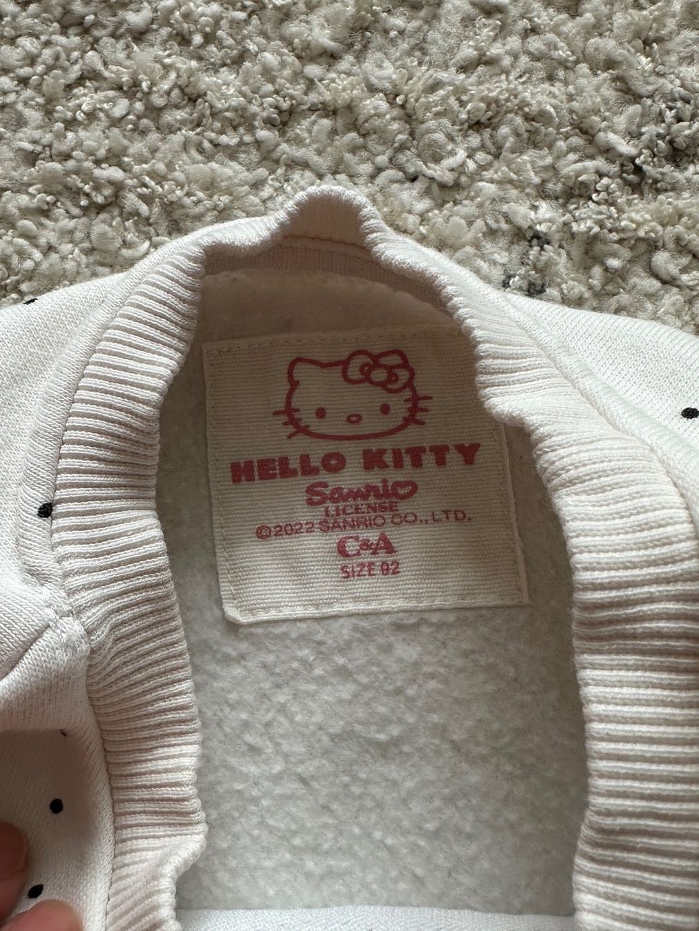 Hello Kitty Kleiderpakete & -sets: Hello Kitty Baby Set 92/98 – Gebraucht aus Zürich von  2