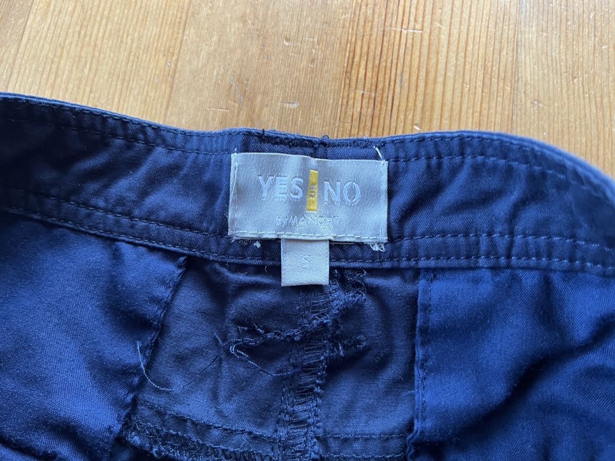 Pantaloni: Bequeme Jungs Cargo Shorts – Usato da Stein am Rhein venduto da Karisma78 2