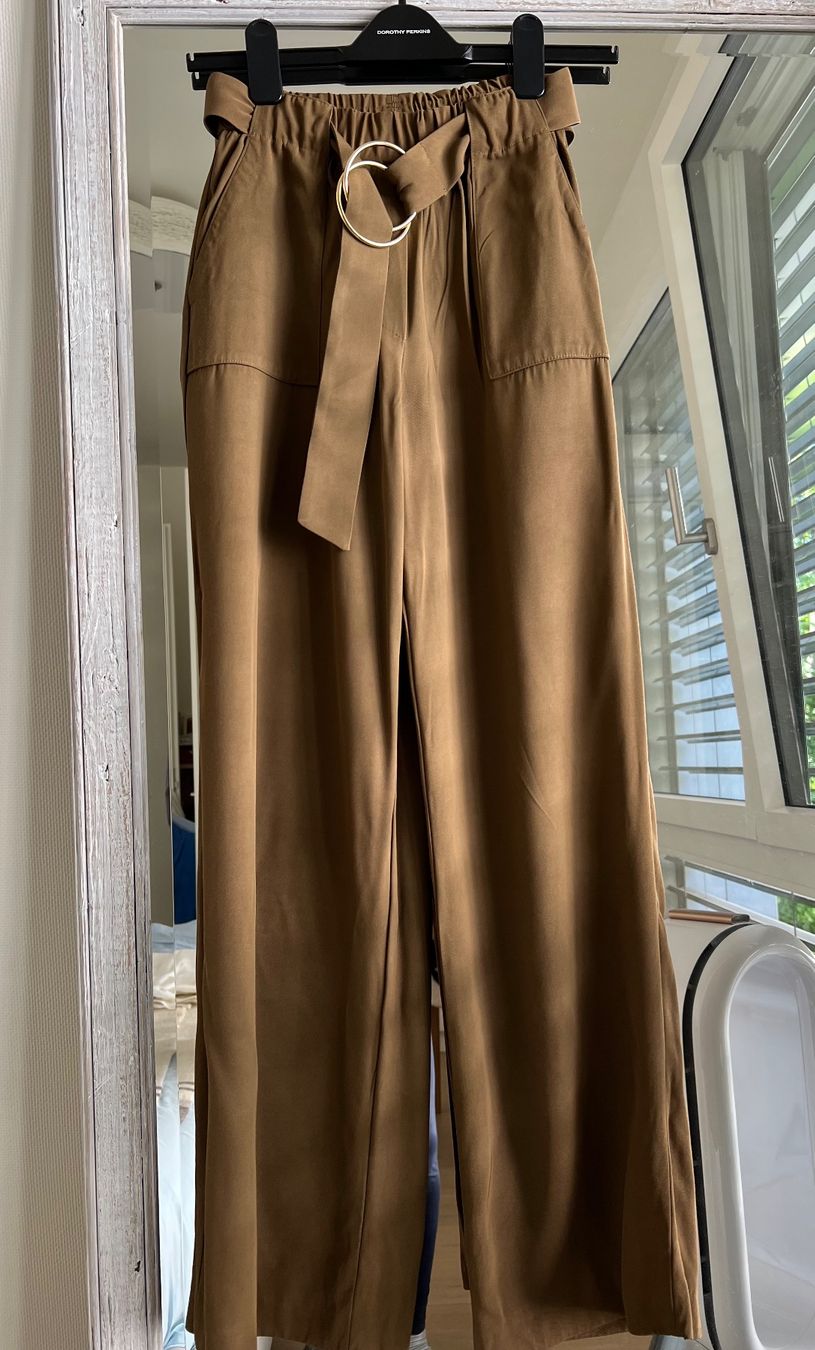 Pantaloni: Massimo dutti flare  pants- brown – Nuovo (secondo la descrizione) da Corsier GE venduto da Karol_save_planet
