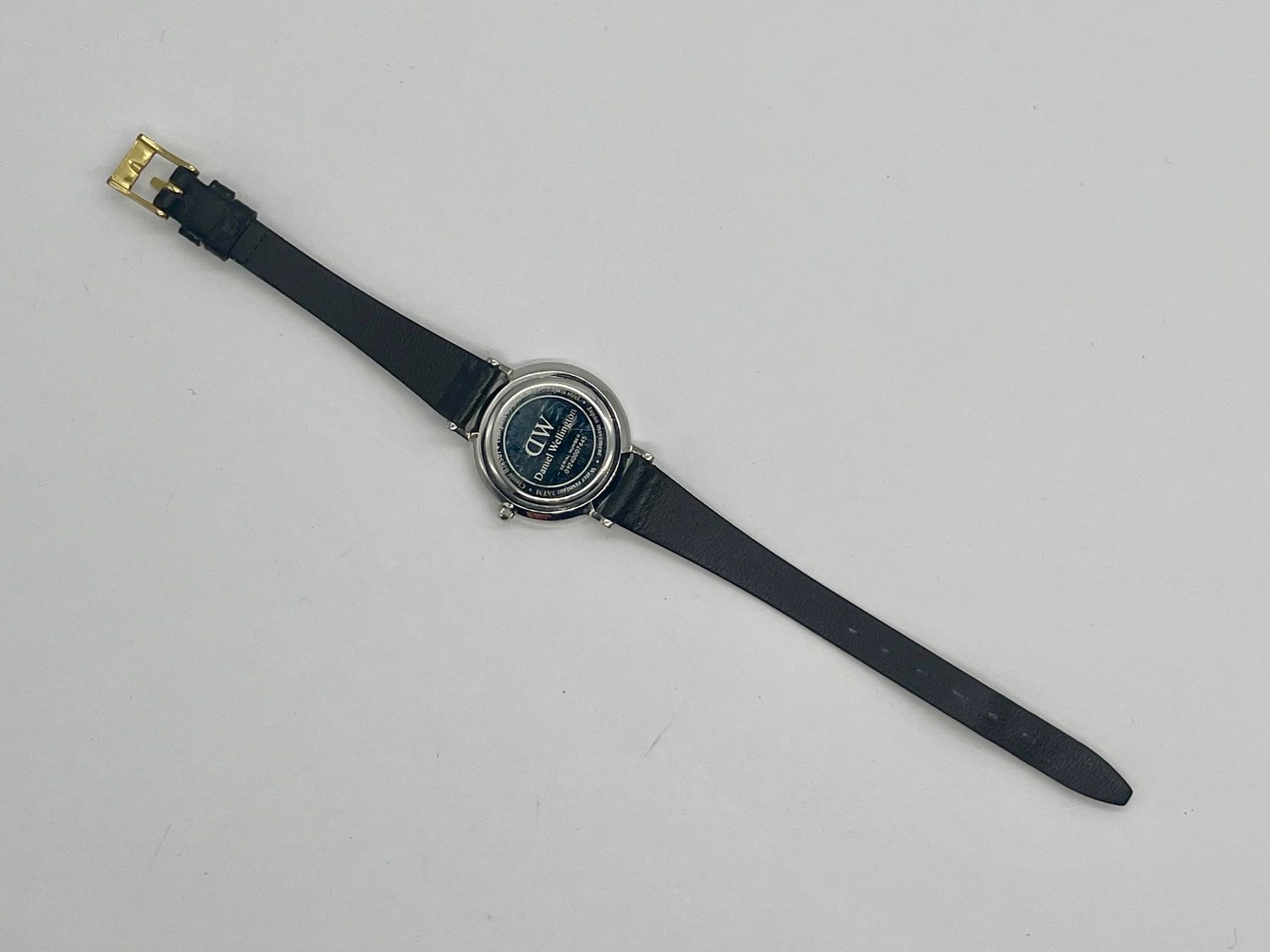 Daniel Wellington Orologi: Daniel Wellington B28501 Damenuhr – Usato da Aarau venduto da VelEis_Watches 4