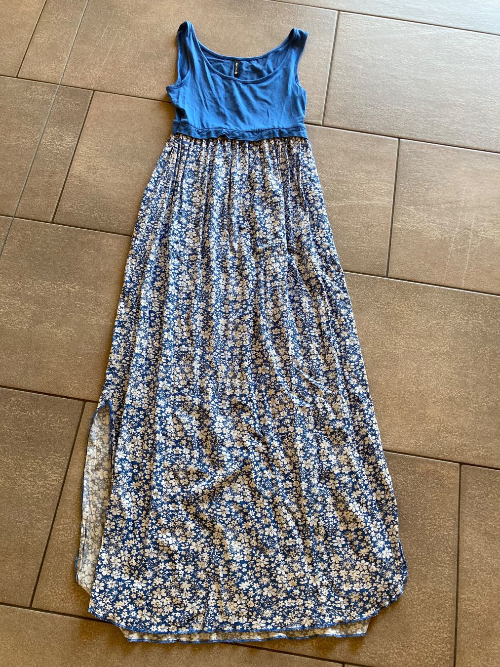 Vestiti: Kleid lang Gr. XS; NEU! – Nuovo (secondo la descrizione) da Mosnang venduto da Kusli09