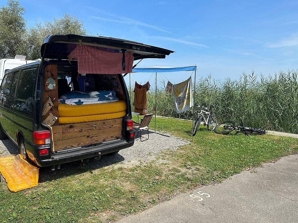 VW Veicoli da campeggio: VW-T4 mit Chalet-Camperausbau – Difettoso da Zürich venduto da AWetter87 2