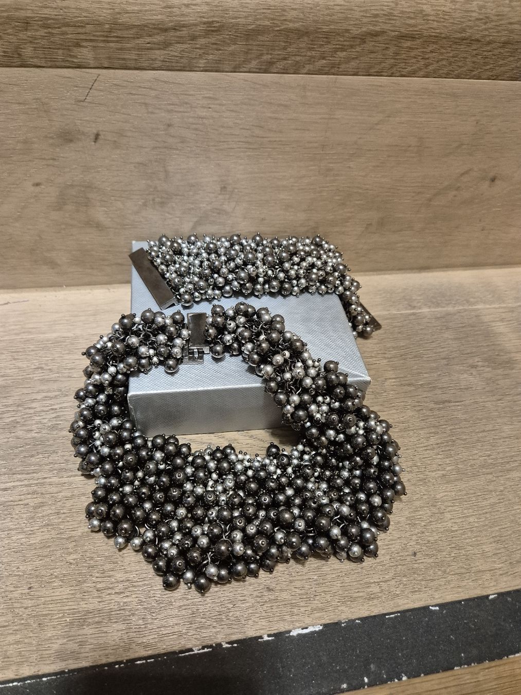 Autres bijoux: set collier + bracelet  – Neuf (Voir description) à Genève par ana_z8yn
