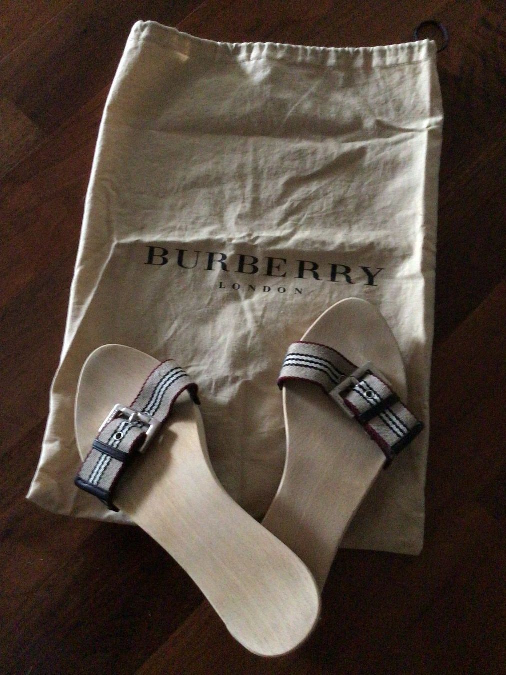 Burberry Damenschuhe: Burberry sueco – Gebraucht aus Zürich von ElarmariodeRuth 5