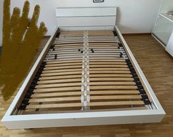 Bett OHNE MATRATZE UND LATTENROST
