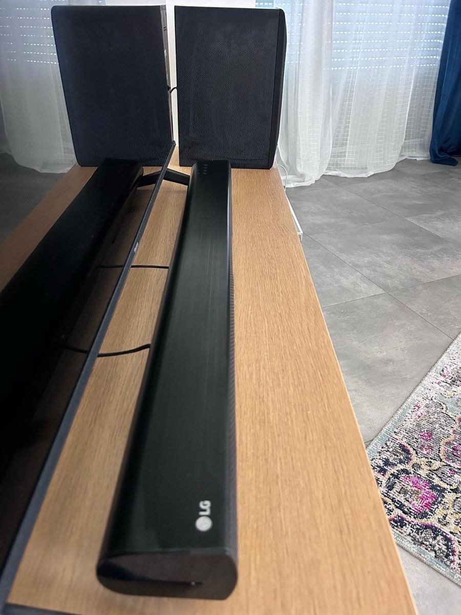 LG Lautsprecher: LG Soundbar mit Subwoofer – Gebraucht aus Möhlin von TonyRC