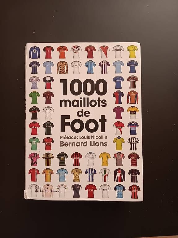 Libri: 1000 maillots de foot Bernard Lions – Usato da Lausanne venduto da Grabock