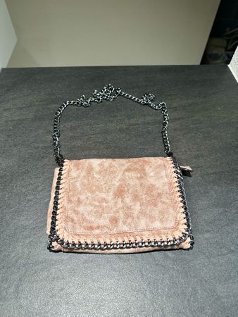 Tasche mit Kette rosa Clutch neuwertig