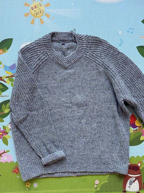 Pulls & Sweat-shirts: COS Pulli, je 20 CHF – D'occasion à Wädenswil par kar_bw9s 1