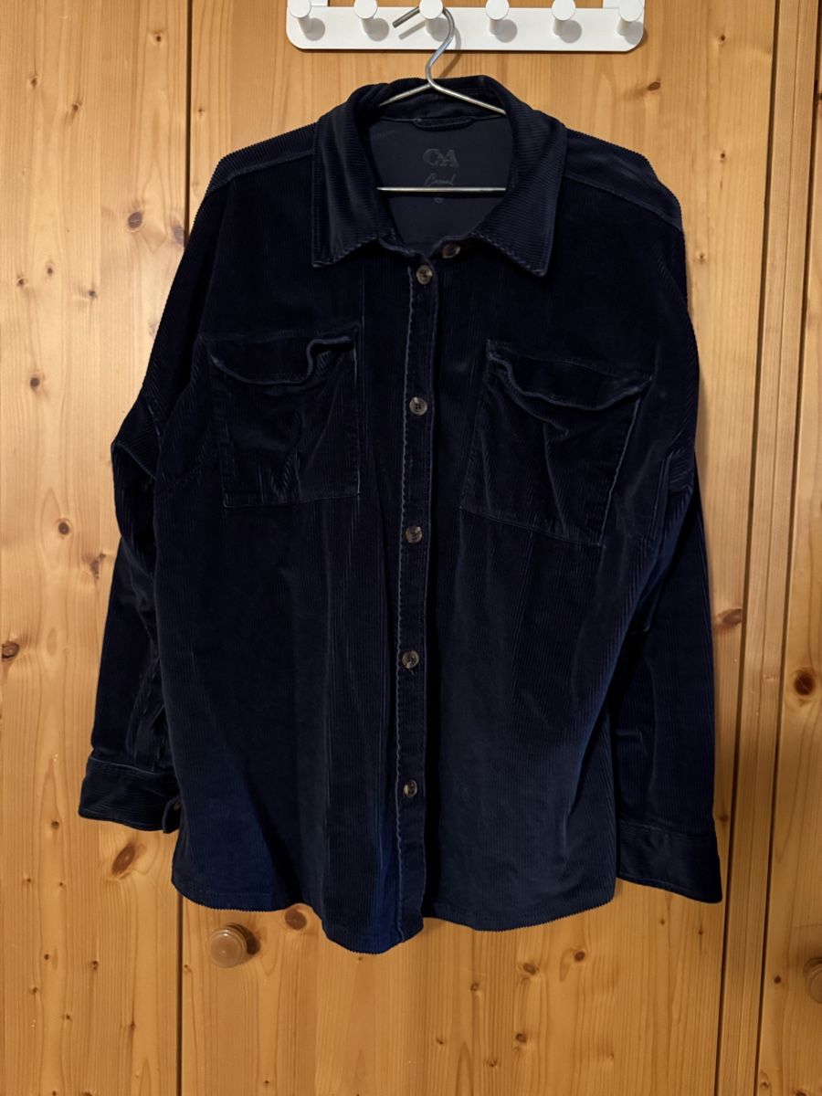 Jacken: Manchester Jacke – Gebraucht aus Hinwil von jen_z8kr