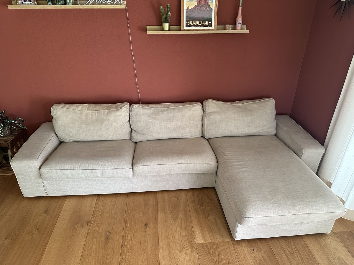 Divani: IKEA KIVIK 4er-Sofa mit Récamiere – Beige – Difettoso da Ruswil venduto da GARAN 2