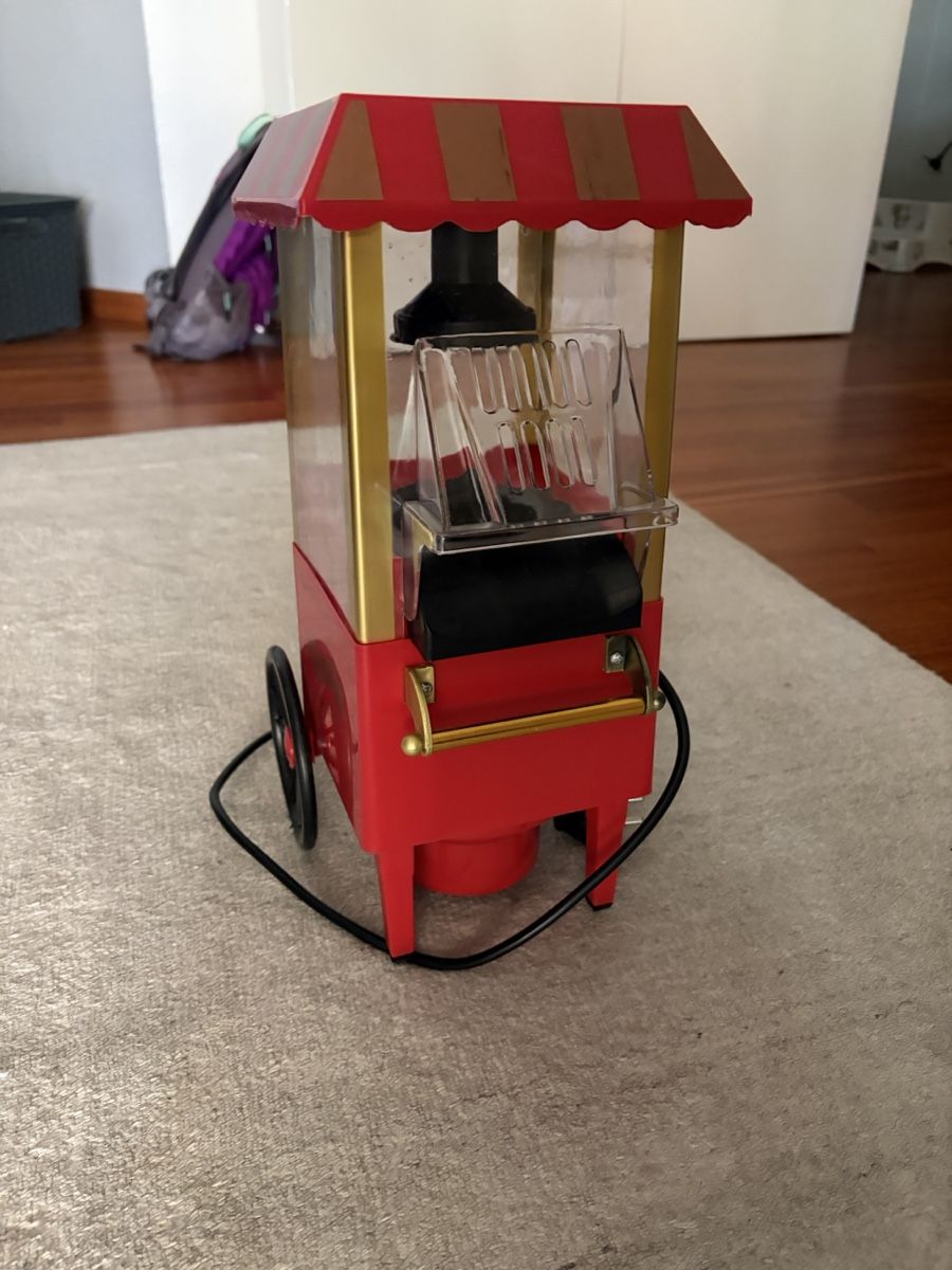 Küchengeräte: Popcorn Machine red/gold excellent condition – Gebraucht aus Zollikon von b2b_rwy2