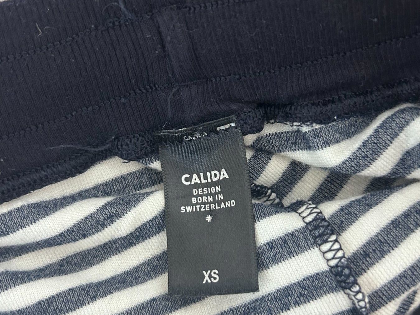 Calida Negligees & Pigiami: Calida Zip-Up Hoodie and Pants Set – Usato da St. Gallen venduto da look-twice 6