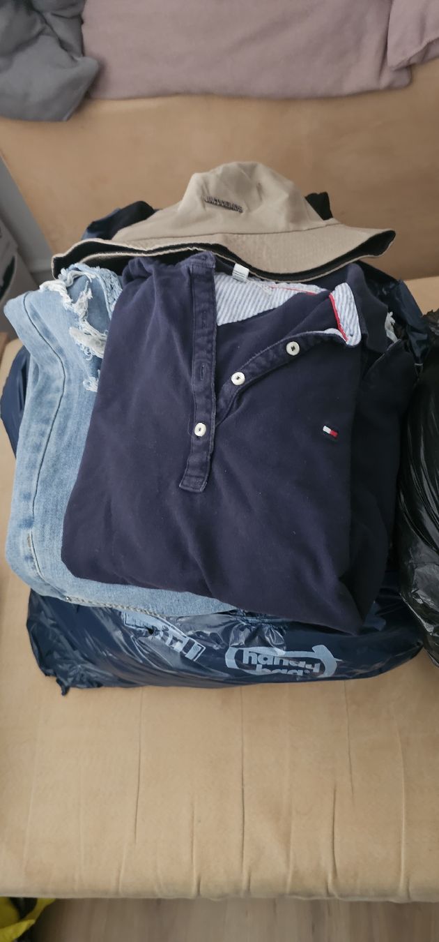 Lotti di vestiti: 120 l Damen clothes bundle L/XL – Usato da Rorschach venduto da Alles_9.90