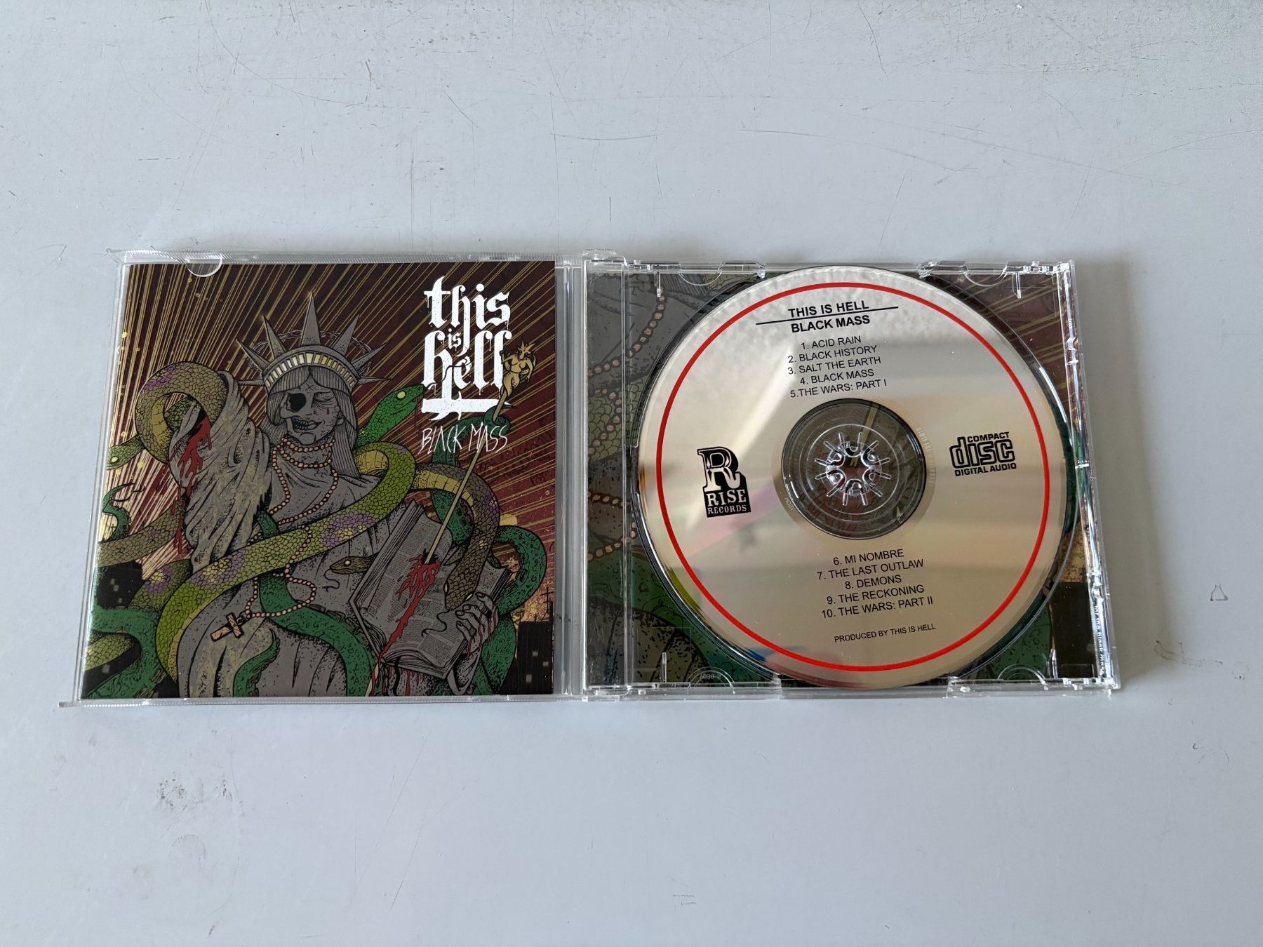 CDs: THIS IS HELL - Black mass CD Hardcore / Thrash Metal 2011 – Gebraucht aus Wiedlisbach von Andrisa