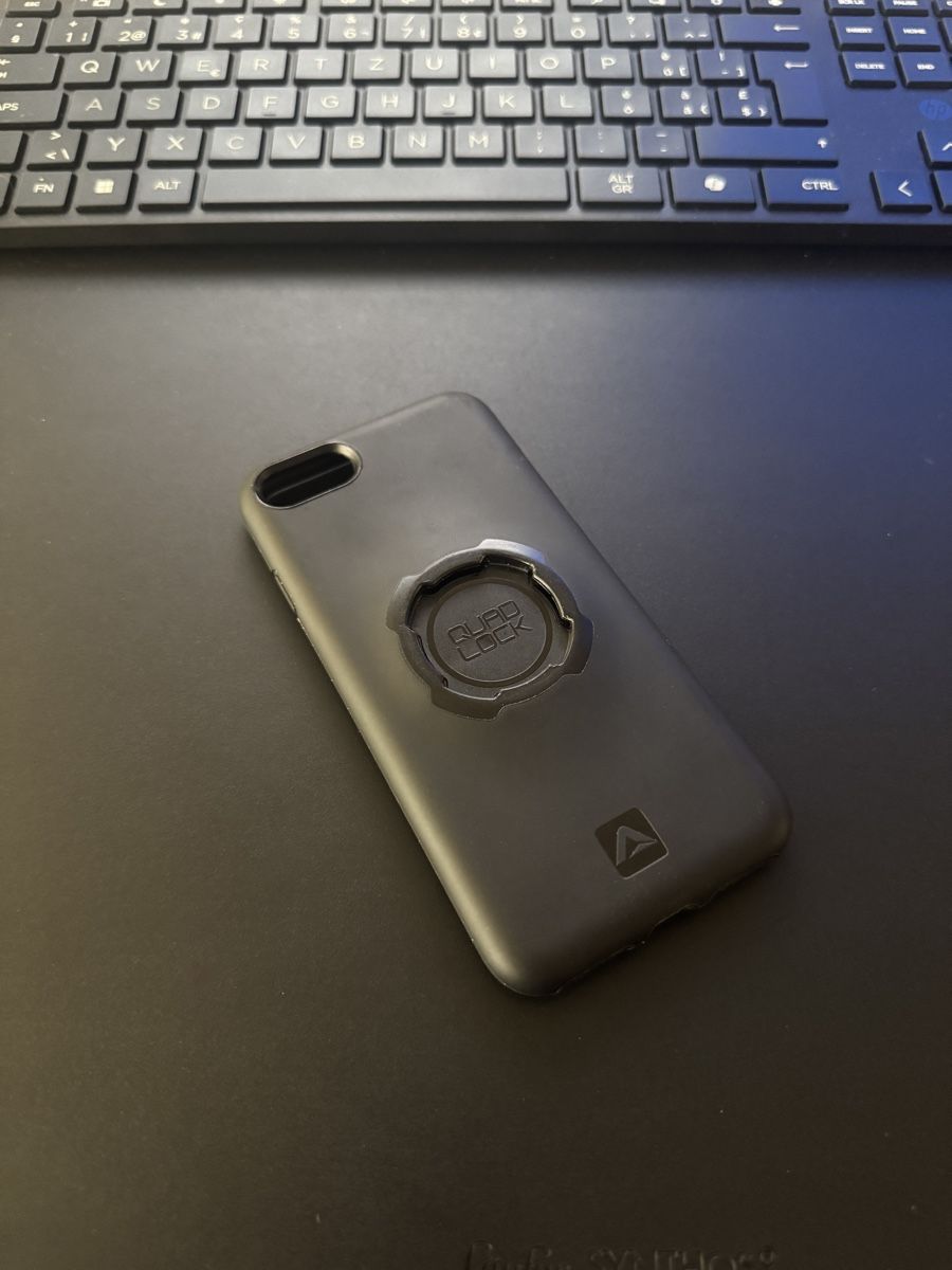 Quad Lock Staffe: Quadlock Hülle iPhone SE (3. Gen) – Nuovo (secondo la descrizione) da Kiesen venduto da m_unity