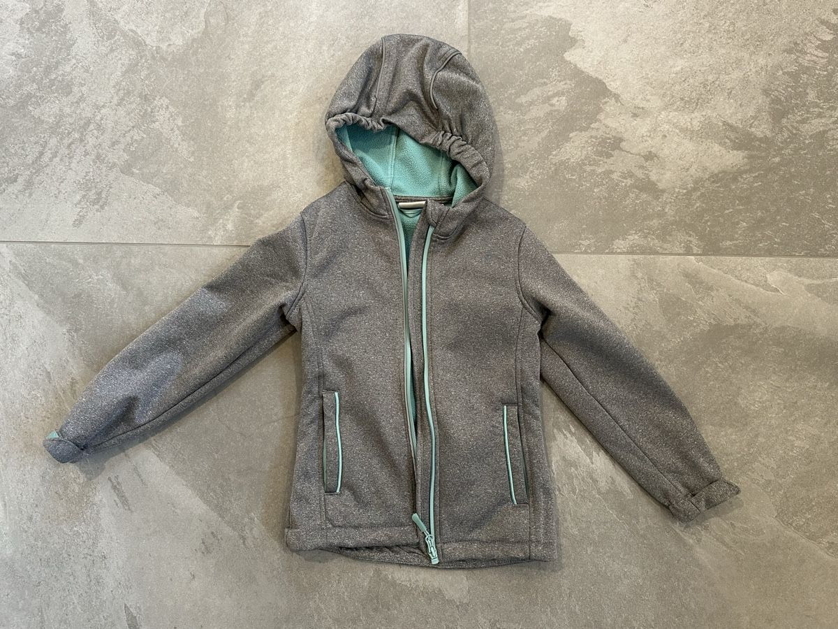 Lotti & Set di vestiti: Softshelljacke und Reithose Grösse 122 – Usato da Mümliswil venduto da whoismy 2