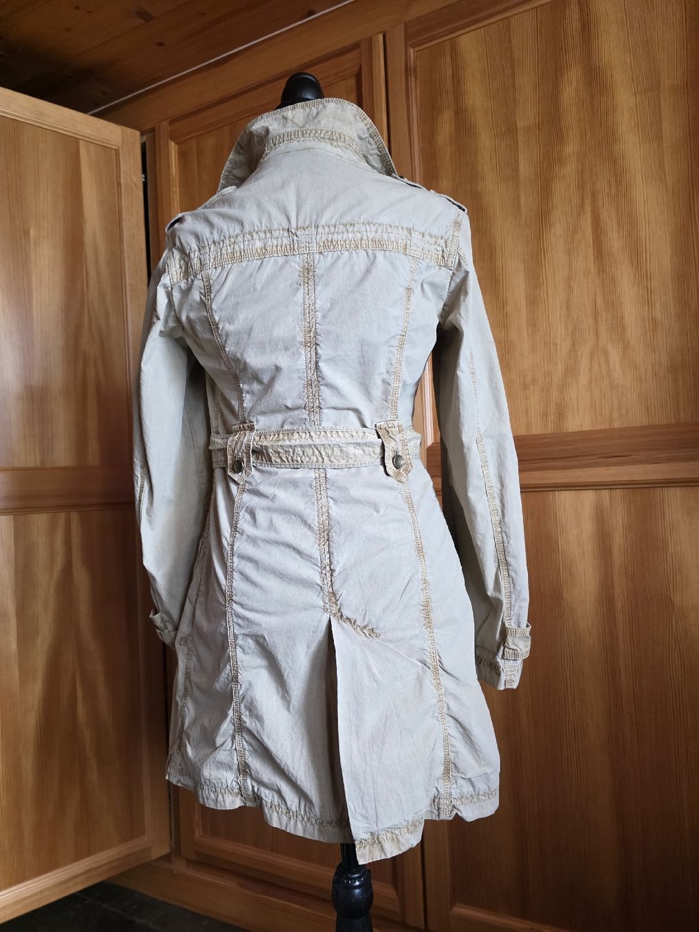Giacche: Trench corto estivo Simply Vee – Usato da calpiogna venduto da dadalter 4
