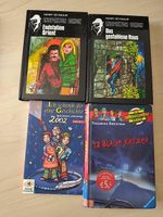 Diverse Jugendbücher und Lexikon